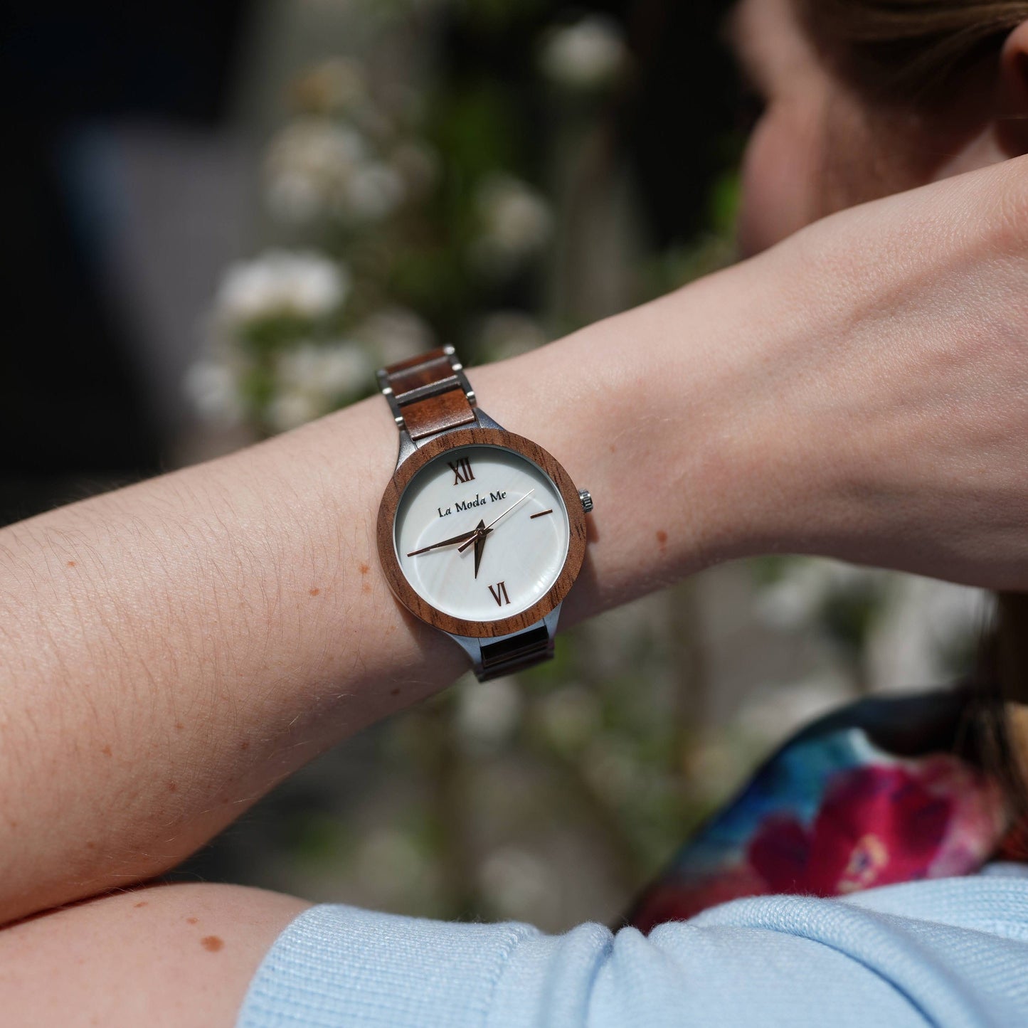 Watch Vita, elegant, walnut and alloy, feminin